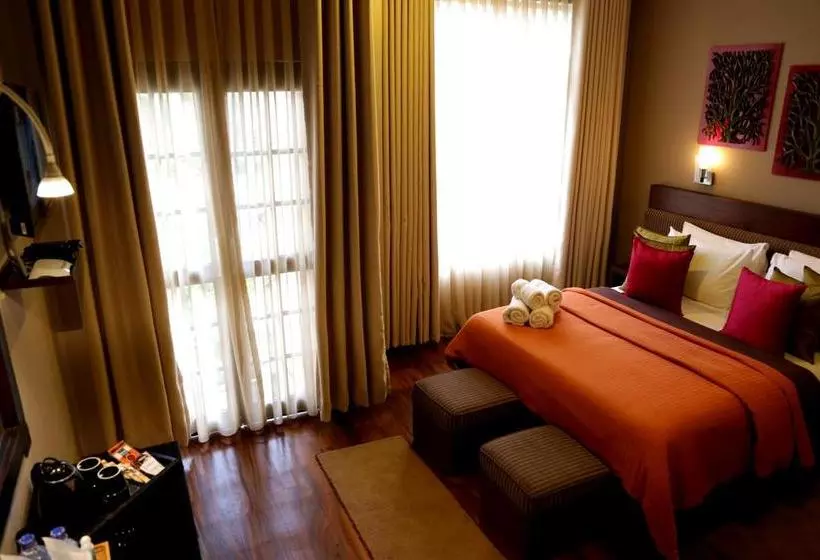 هتل Glory Bush Villa