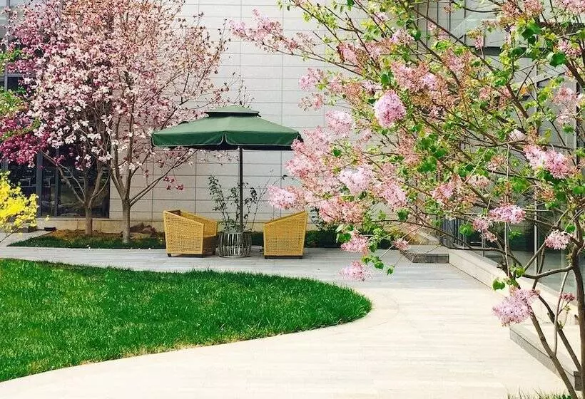 هتل Holiday Inn Beijing Shijingshan Parkview By Ihg