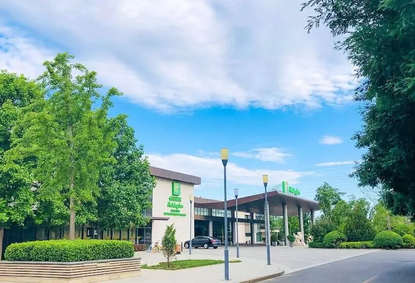 هتل Holiday Inn Beijing Shijingshan Parkview By Ihg