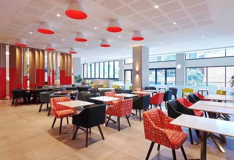 ホテル Holiday Inn Express Brisbane Central, An Ihg