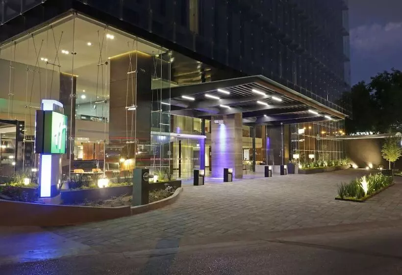 ホテル Holiday Inn Express & Suites Monterrey Valle, An Ihg