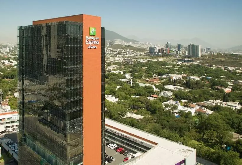 ホテル Holiday Inn Express & Suites Monterrey Valle, An Ihg