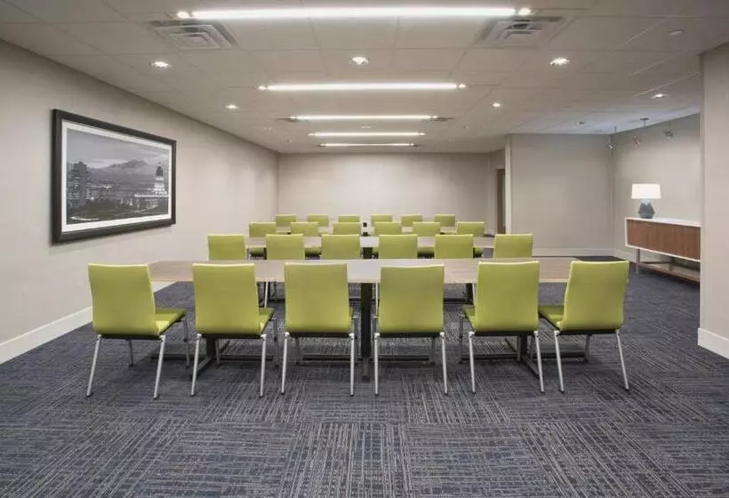 ホテル Holiday Inn Express & Suites Monterrey Valle, An Ihg