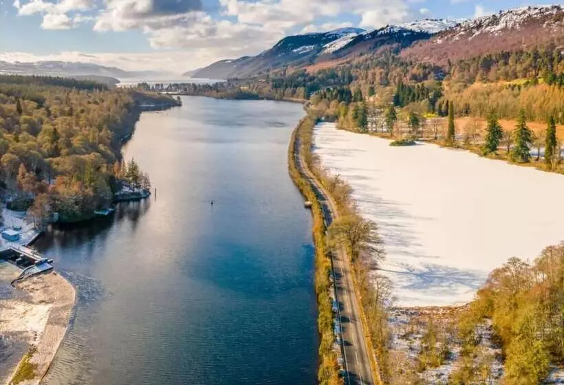 ホテル Loch Ness Lodge