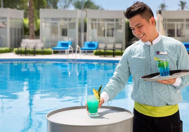 هتل Mercure Sohar