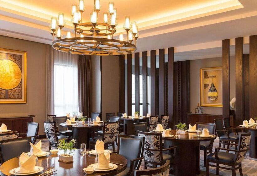 בית מלון כפרי Pullman Nanchang Sunac