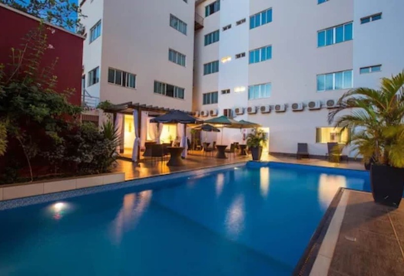 فندق Pumma Business