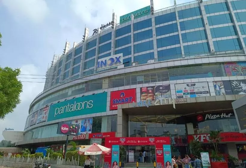 Hotel Radisson Udaipur