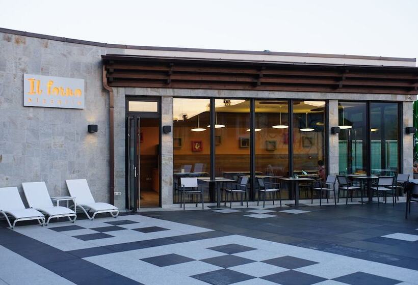 בית מלון כפרי Ruskovets Thermal Spa & Ski Resort