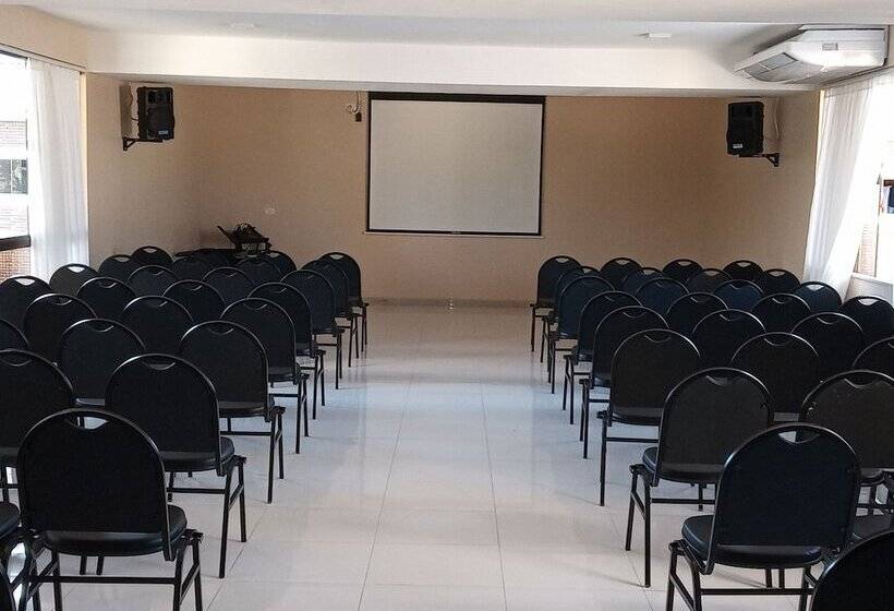 בית מלון כפרי Safira Praia