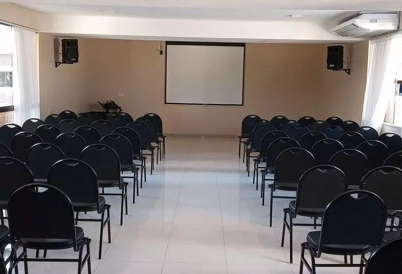 هتل Safira Praia