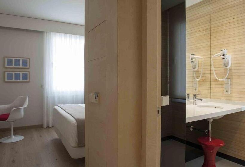 בית מלון כפרי San Gil Plaza