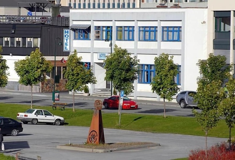 Hotel Svartisen