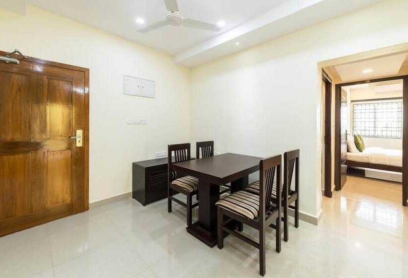 בית מלון כפרי Treebo Adin Residence Chennai Trade Centre