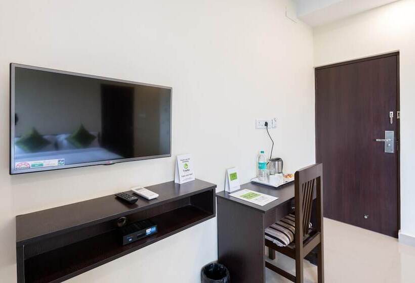 בית מלון כפרי Treebo Adin Residence Chennai Trade Centre