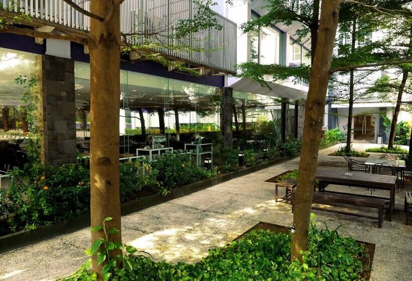 ホテル Yasmin Karawaci