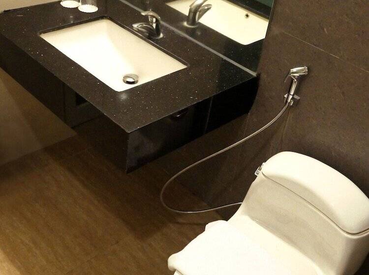 ホテル Yasmin Karawaci