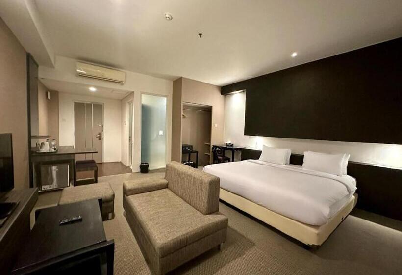 ホテル Yasmin Karawaci