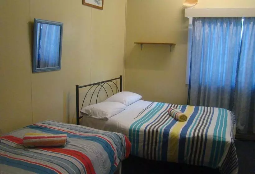 پانسیون Orchid Guest House