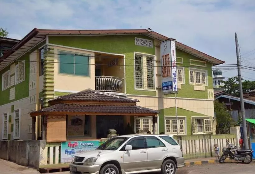 پانسیون Yee Shin Guest House