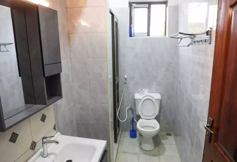 تختخواب و صبحانه Kilifi Blue House Resort