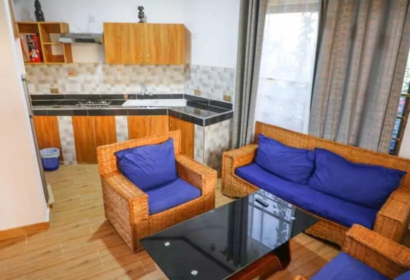 تختخواب و صبحانه Kilifi Blue House Resort