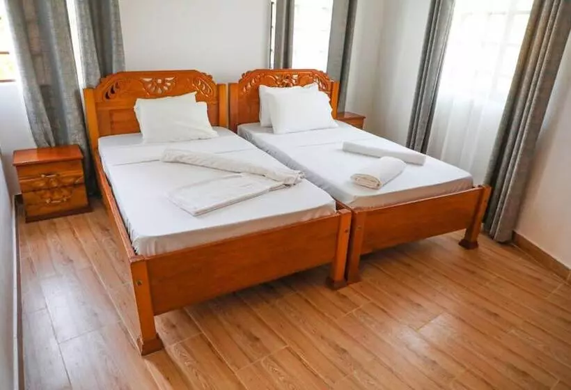 تختخواب و صبحانه Kilifi Blue House Resort