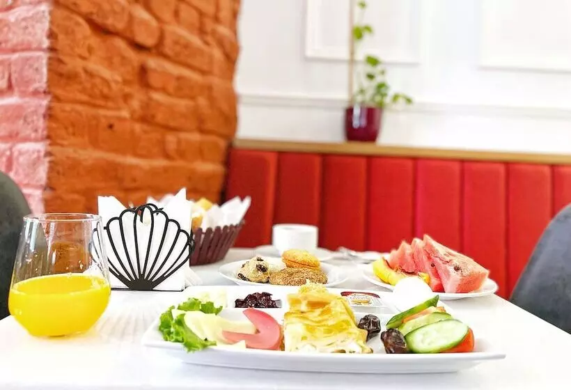 Hotelli St Moscow Taksim By Emmy