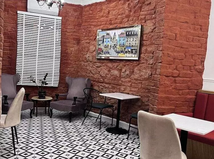 Hotelli St Moscow Taksim By Emmy