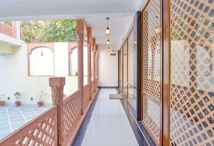 Fabhotel Shekhawati Heritage
