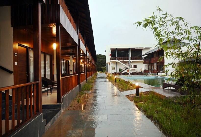 Hotel Ile Bay Resort