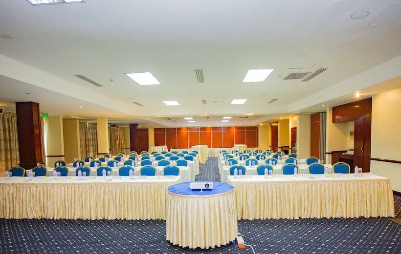 فندق Lancaster Kumasi