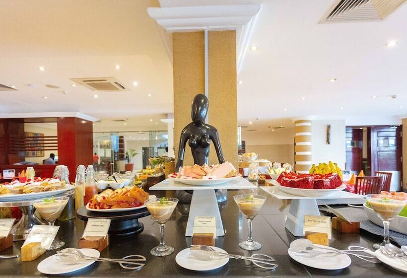 فندق Lancaster Kumasi