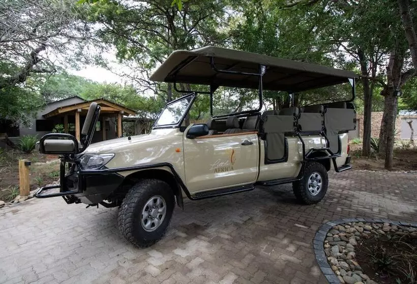 Hotelli Little Africa Safari Lodge