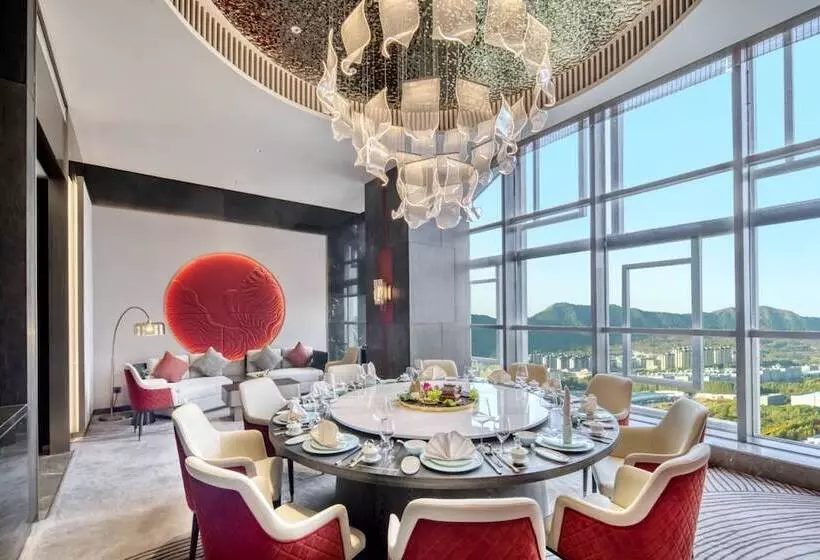 ホテル The Barony Jinan East