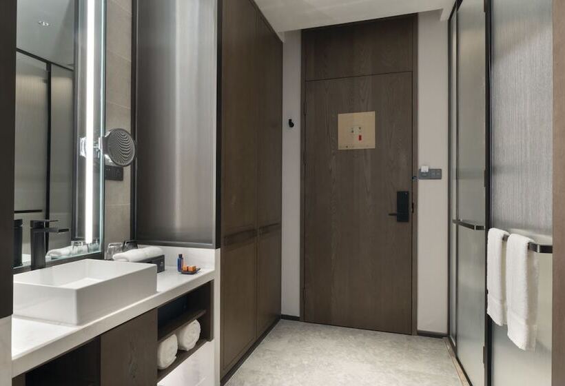 Hotel The Barony Jinan East