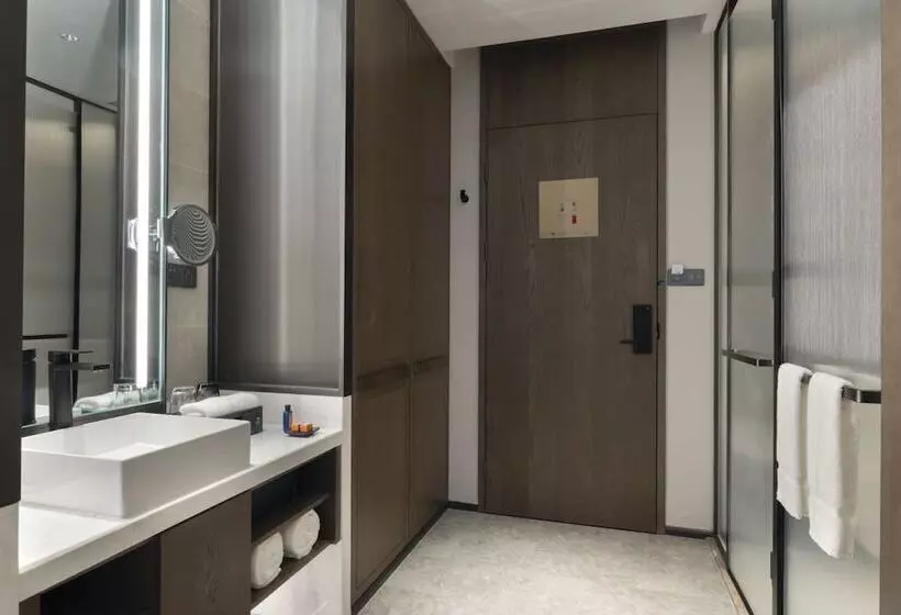 ホテル The Barony Jinan East