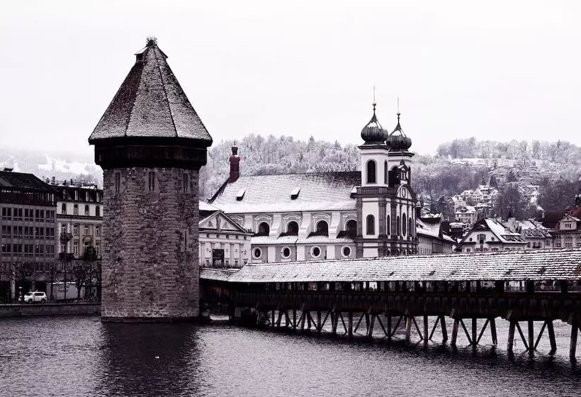 Hotelli The Lubo  Self Checkin