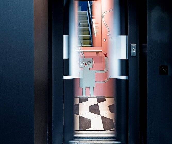 Hotell The Lubo  Self Checkin