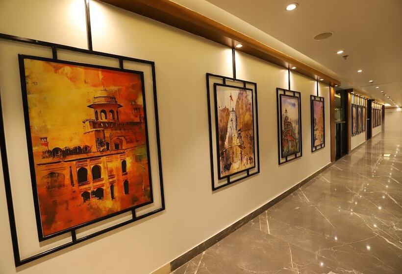 The Pristine Hotel Kanpur