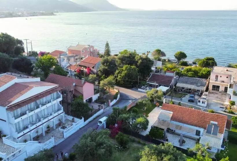 Hotelli Kerkyra Island