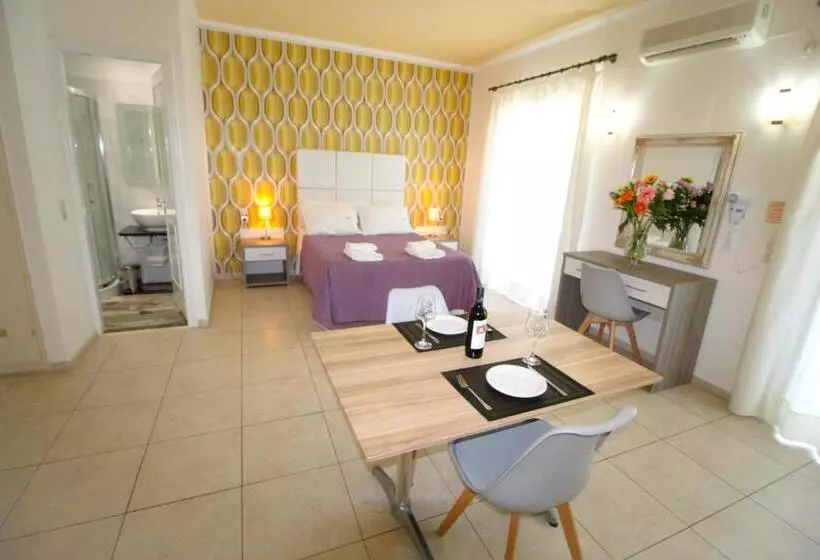 Hotelli Kerkyra Island