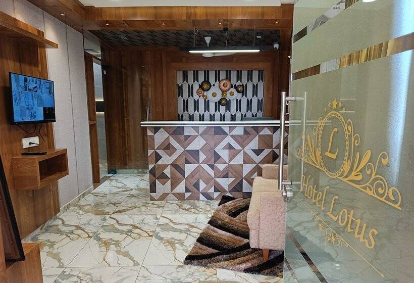 호텔 Lotus