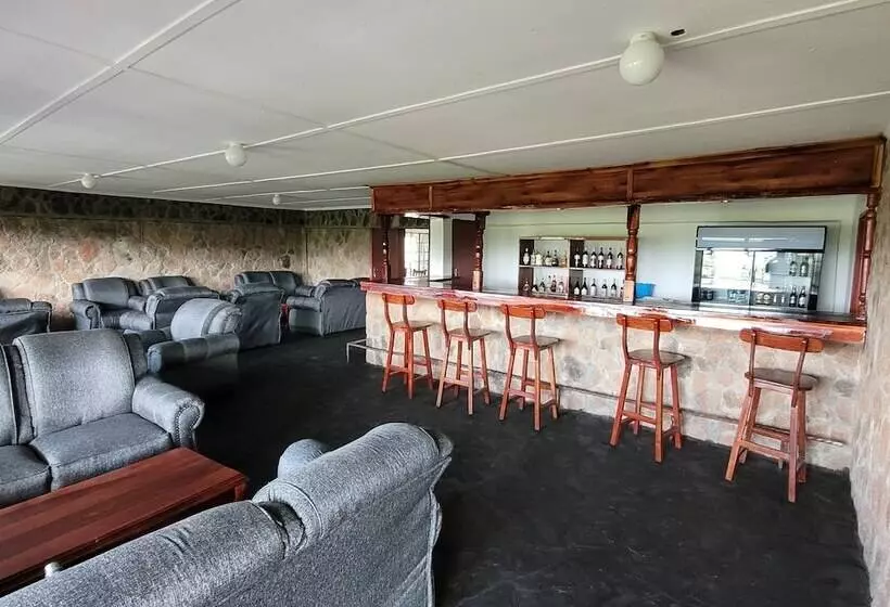 هتل Matopo Ingwe Lodge