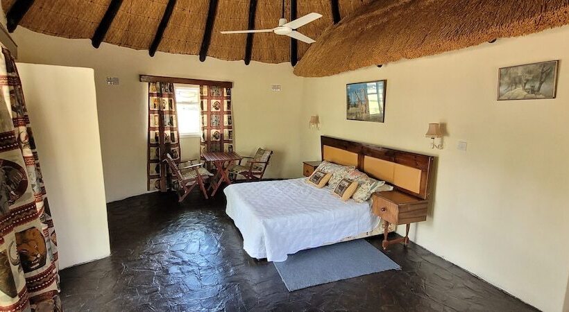 هتل Matopo Ingwe Lodge