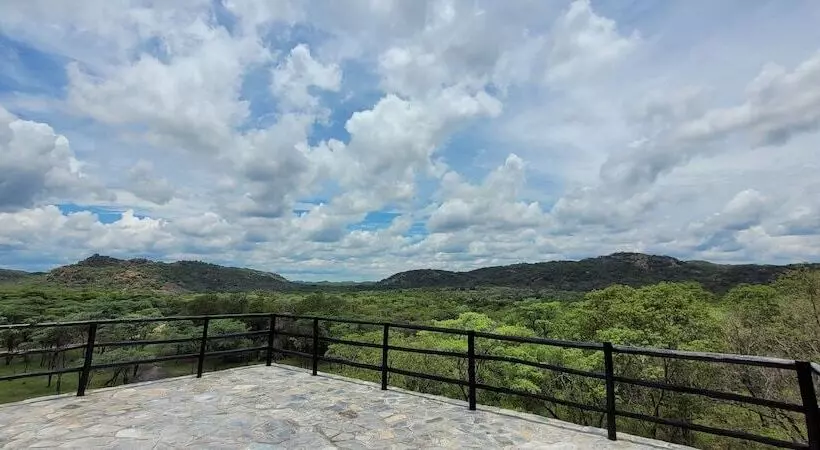 هتل Matopo Ingwe Lodge
