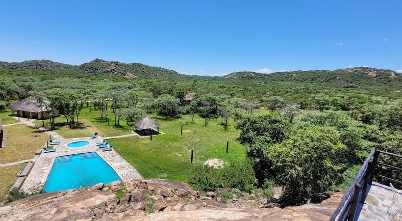 هتل Matopo Ingwe Lodge
