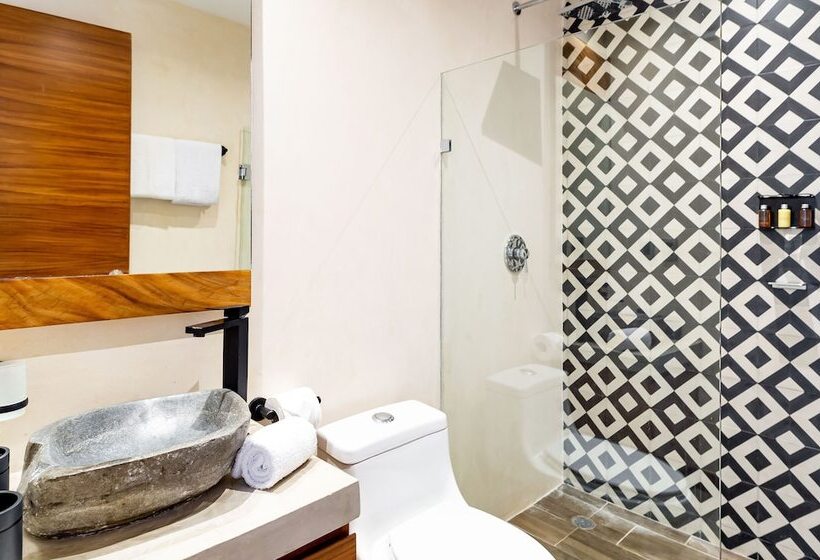 فندق Solemn Peaceful Condos By The Spot Rentals