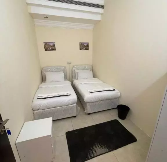 Pharaohs Inn Deira Hostel