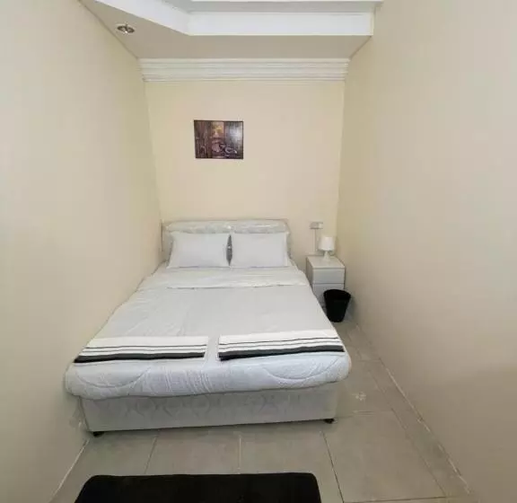 Pharaohs Inn Deira Hostel